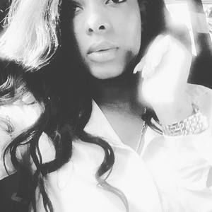 Meet your Posher, Abi